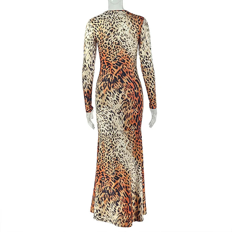 2026 Printed Leopard Print Stretch Halter-top Skirt with Long Sleeves and Fitted Dress in Full Stock