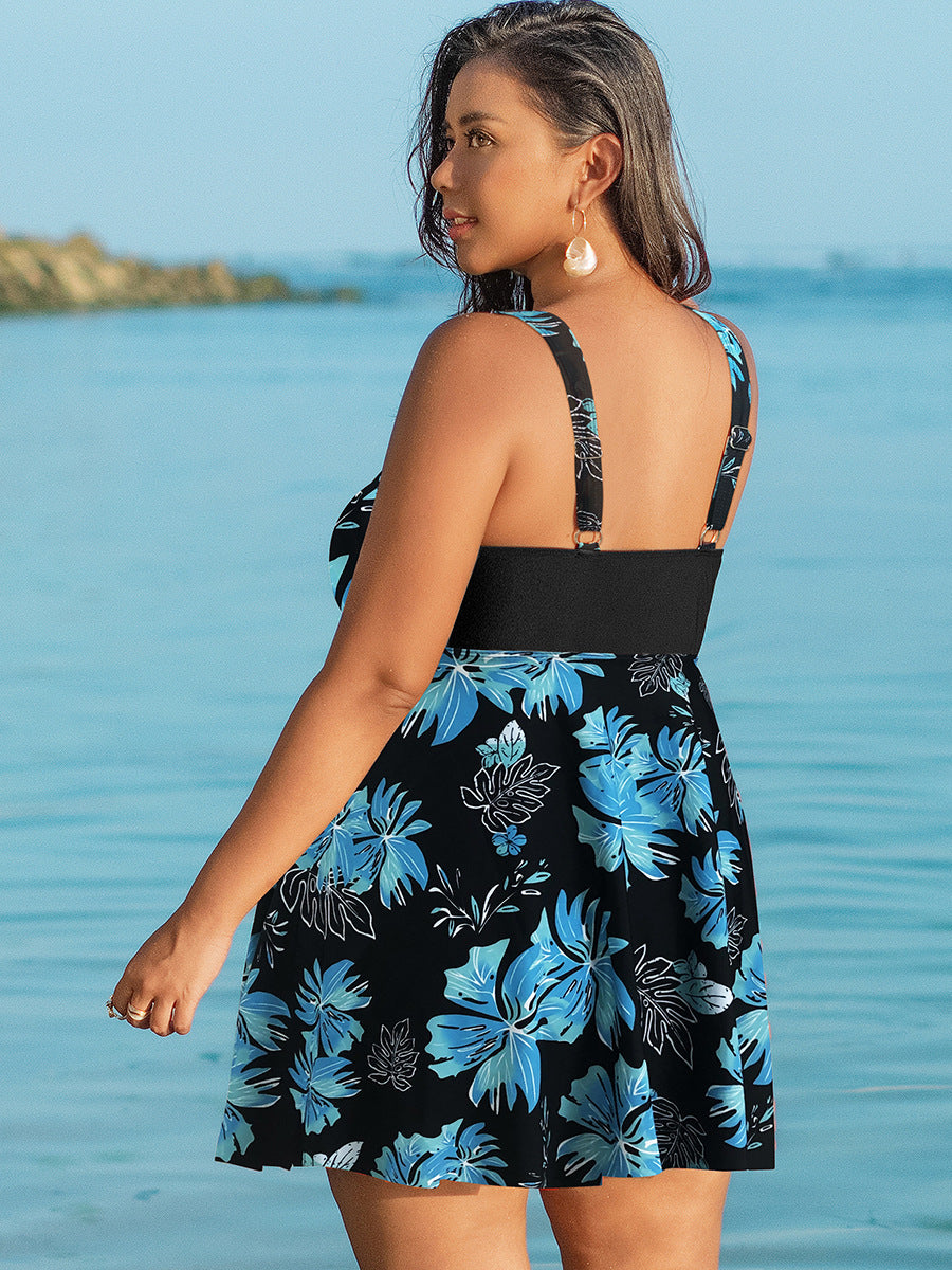 New European and American Style Plus-Size Women's Swimsuit, Conservative Two-Piece Swimwear, in Stock