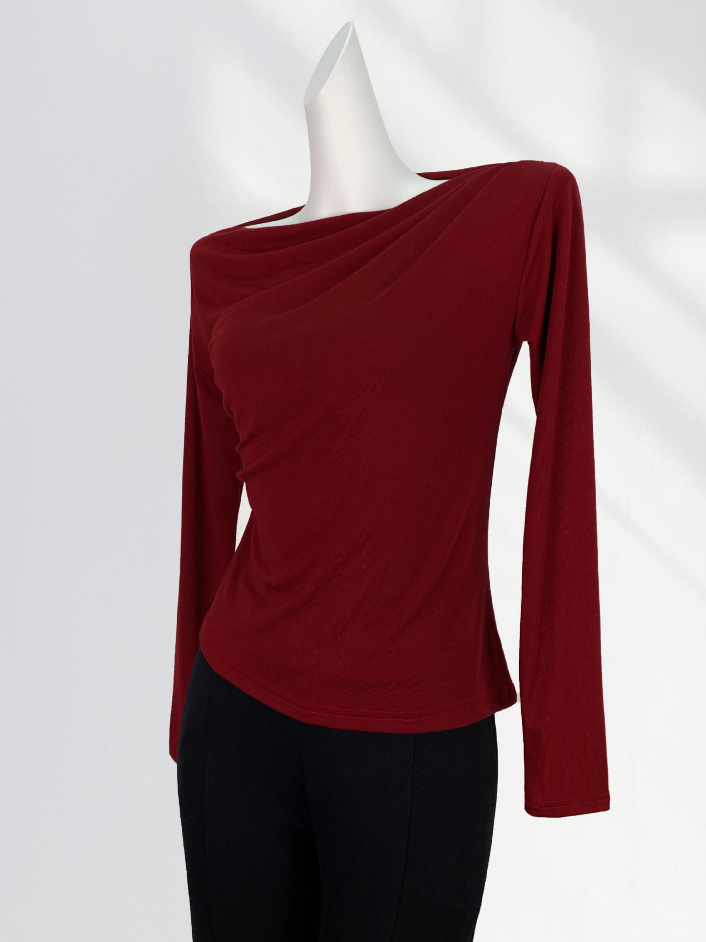 Elegant off-shoulder T-shirt women's early spring new women's clothing pure off-shoulder inner wear long sleeve bottoming shirt exquisite top